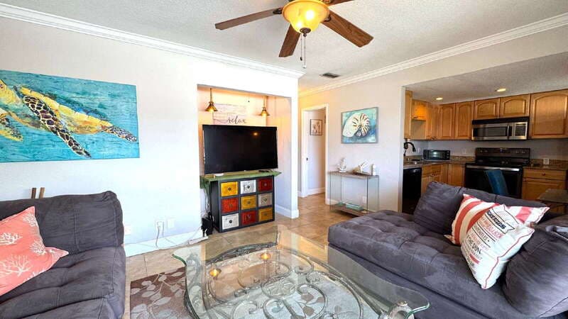 Daytona Beach Condo: 506 University Blvd