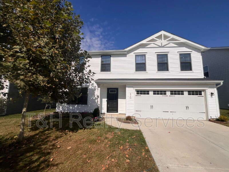 Ulen House: 854 McArthur Drive