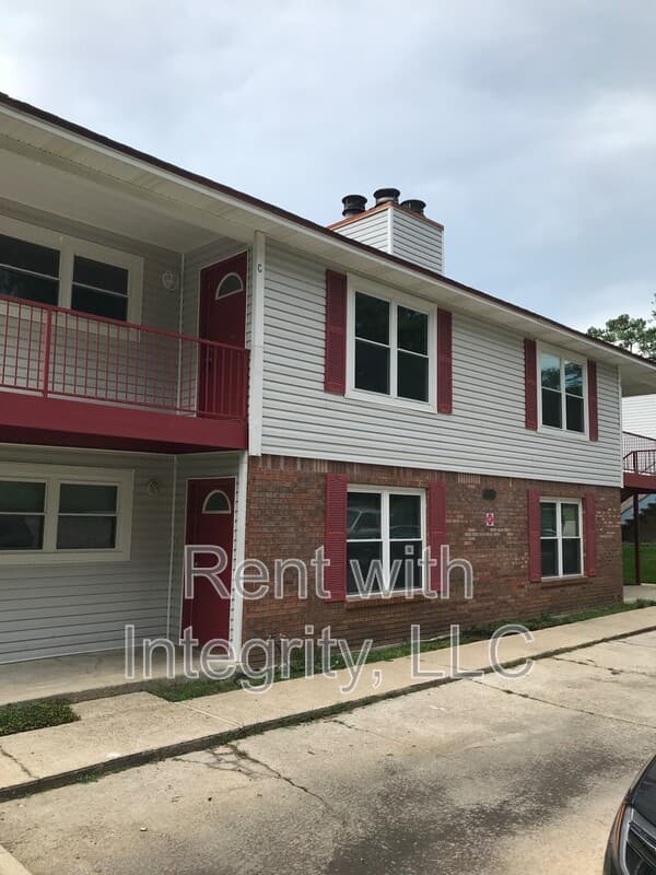 Tallahassee House: 1502-C Pullen Rd