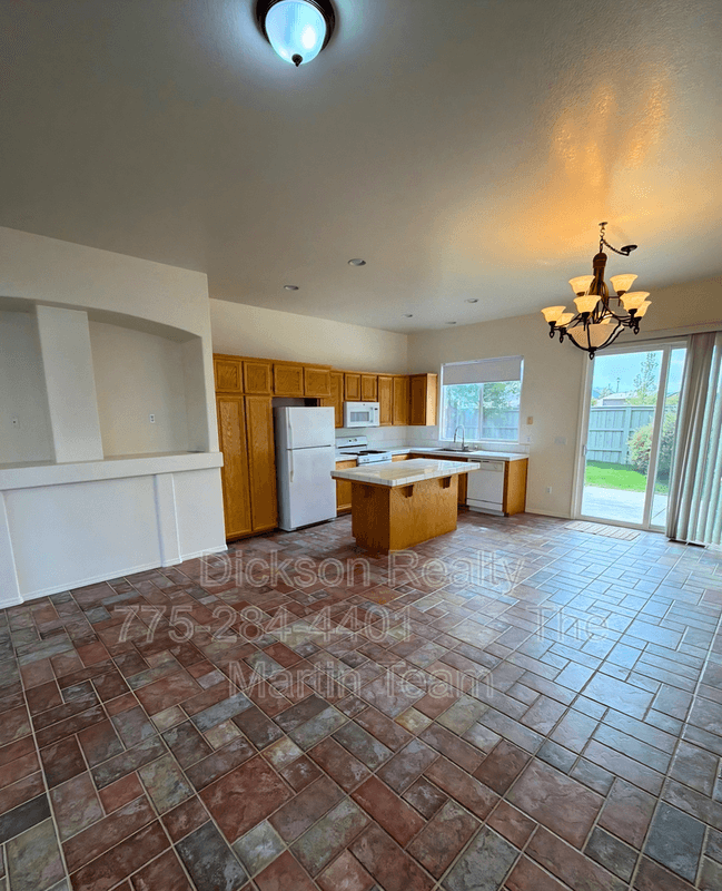 Reno House: 1640 Cattlemen Court