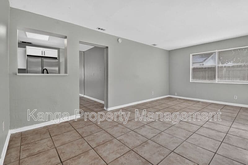 Riviera Beach House: 1037 W 28Th St