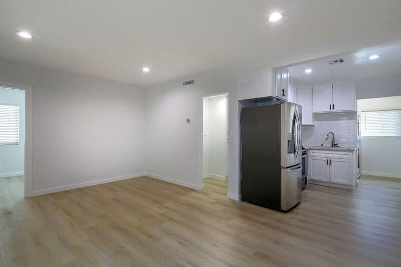 Tujunga House: 7323 Valmont Street