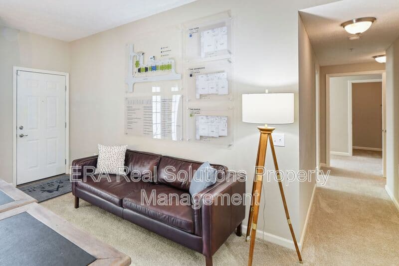 Columbus Condo: 1581-103 Gilmore Park Ave