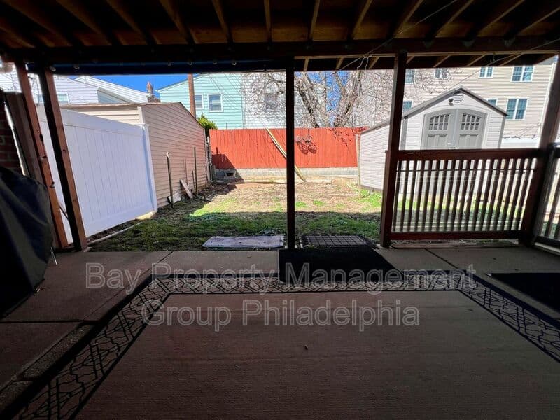 Philadelphia House: 2988 Welsh Rd