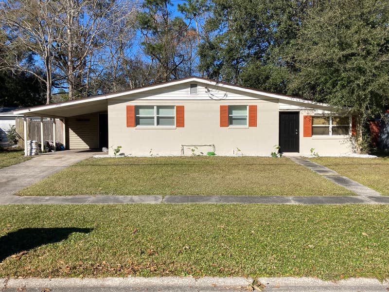 Jacksonville House: 7559 Proxima Rd