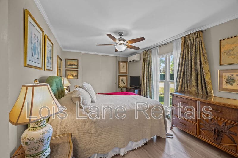 Charleston Condo: 874 Colony Drive, #B16