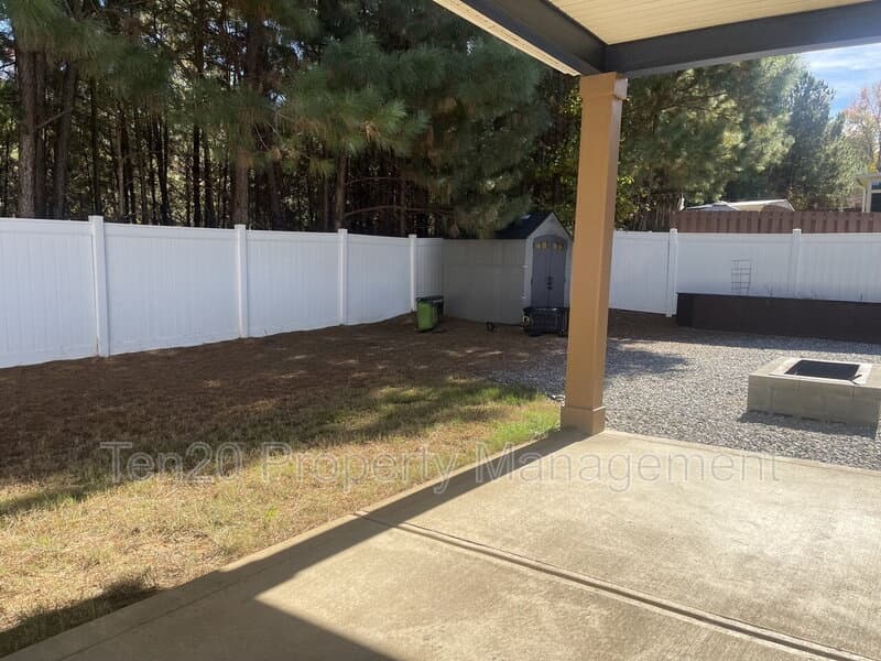 Columbus House: 4955 Brightstar Lane