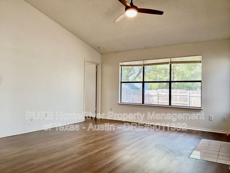 Cedar Park House: 3002 Cottonweed Trl