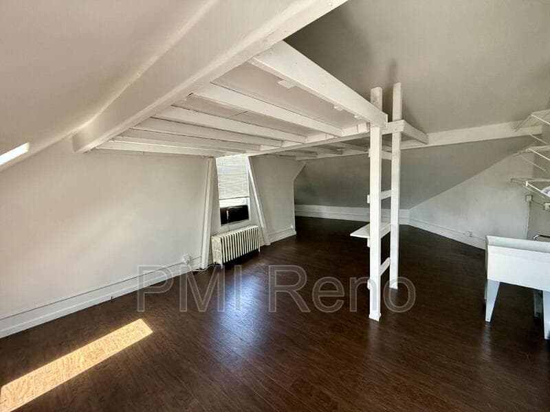 Reno Condo: 46 West 10th Street Rm 1