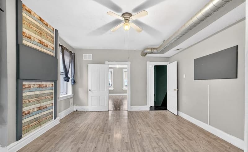 Saint Louis Townhome: 3005 S Compton Ave