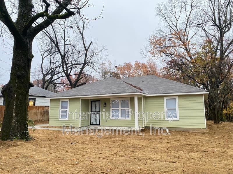 Memphis House: 3490 Ardmore St
