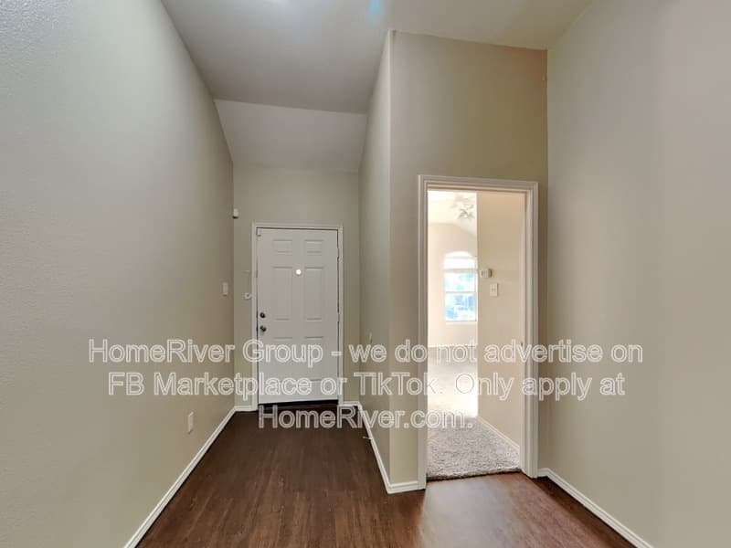 Dallas House: 7743 Arkan Pkwy