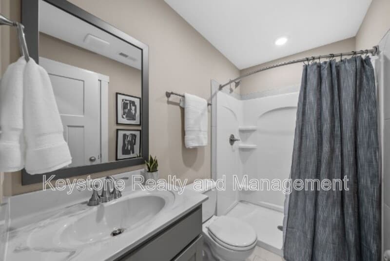 Oak Grove Condo: 313 Wisteria Lane
