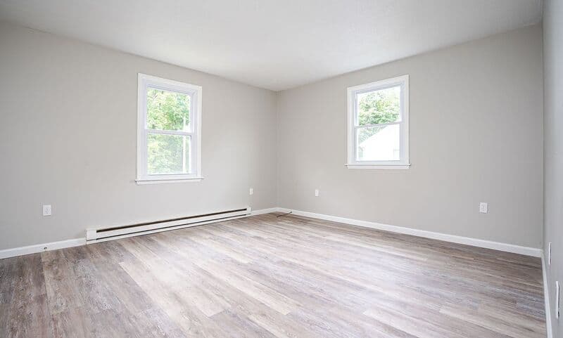 Springfield Condo: 48-50 Rifle St