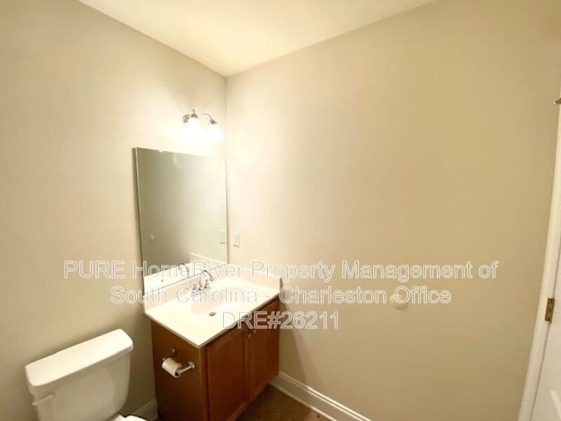 Ladson House: 229 Equinox Cir