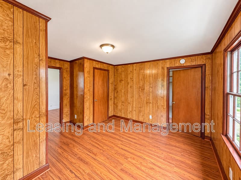 Charleston Condo: 211 W Poplar Street