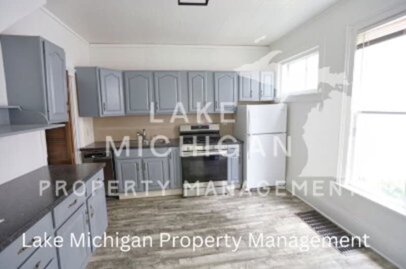 Grand Rapids Condo: 636 Livingston Ave NE
