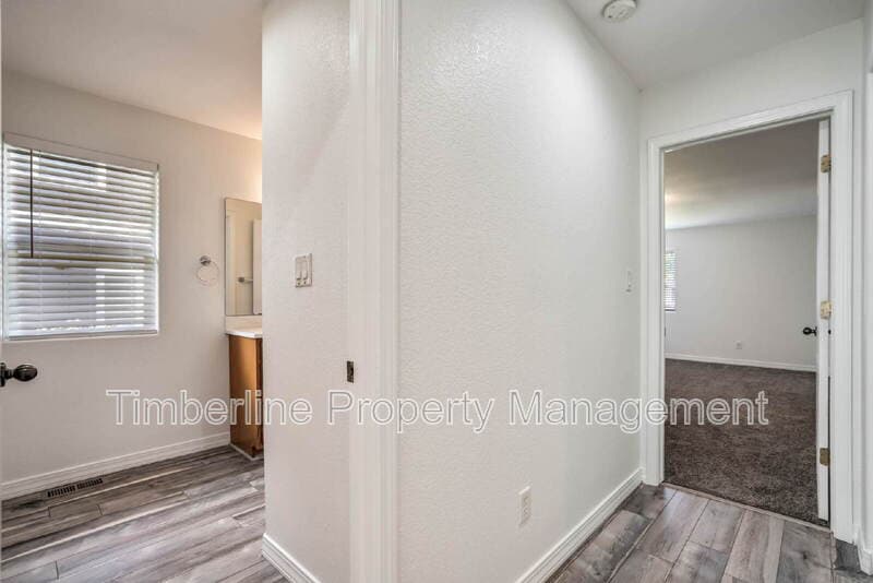 Monument House: 339 Fourth Street