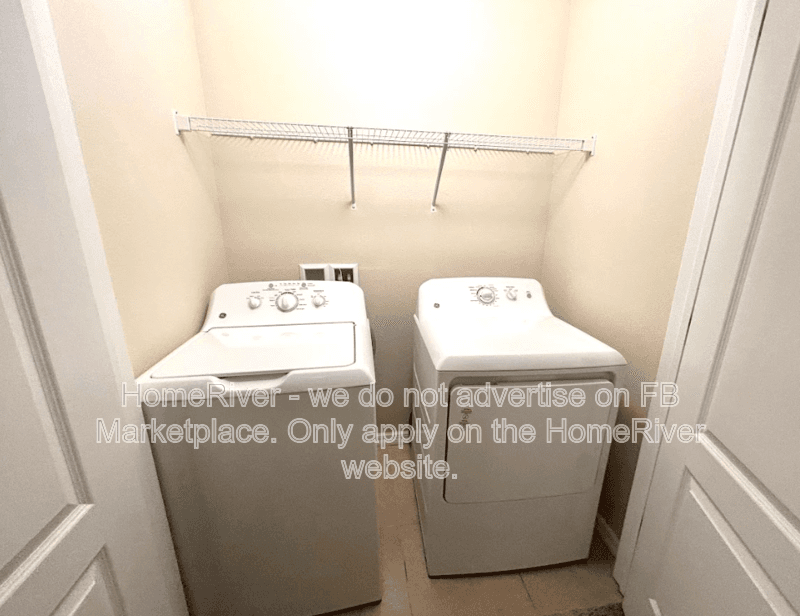 Riverview Townhome: 8831 Indigo Trail Loop
