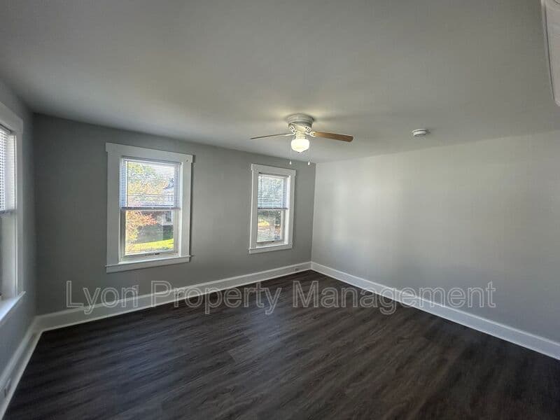 Putnam Condo: 338 Church St