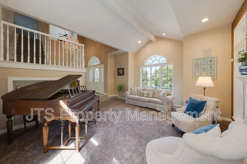 El Dorado Hills House: 4210 Mepham Court