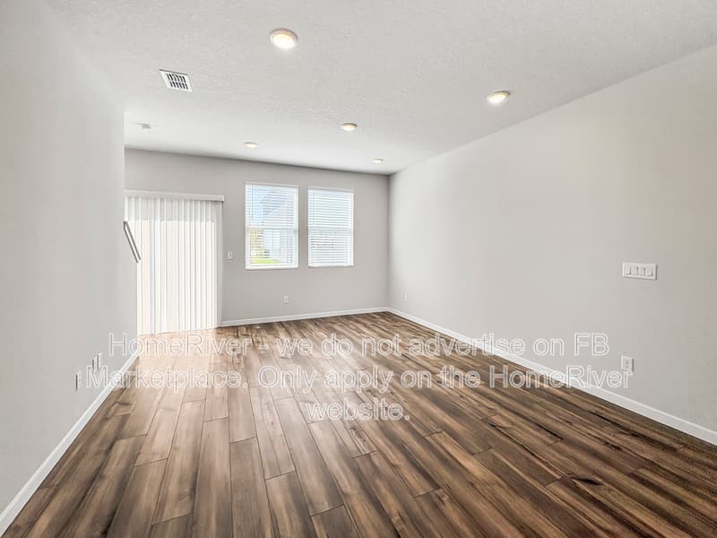 Jacksonville Townhome: 218 Brazil Nut Cir