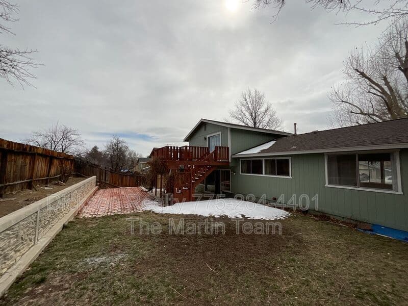 Sparks House: 3268 Bunker Hill Lane