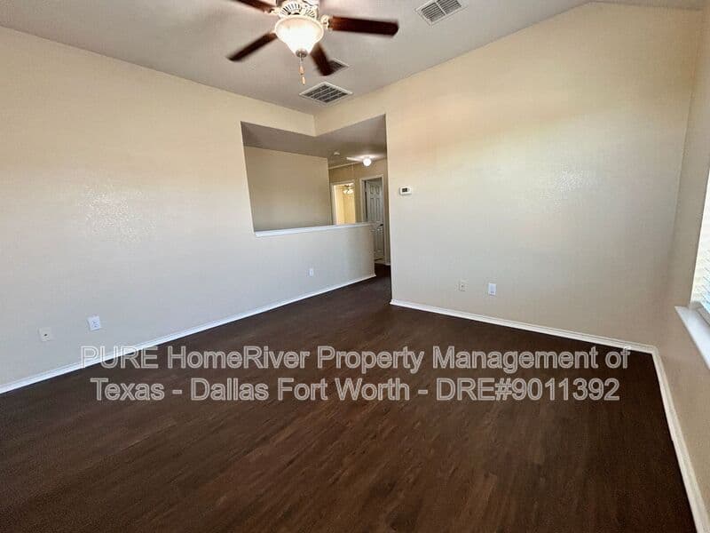 Haslet House: 809 San Miguel Trl