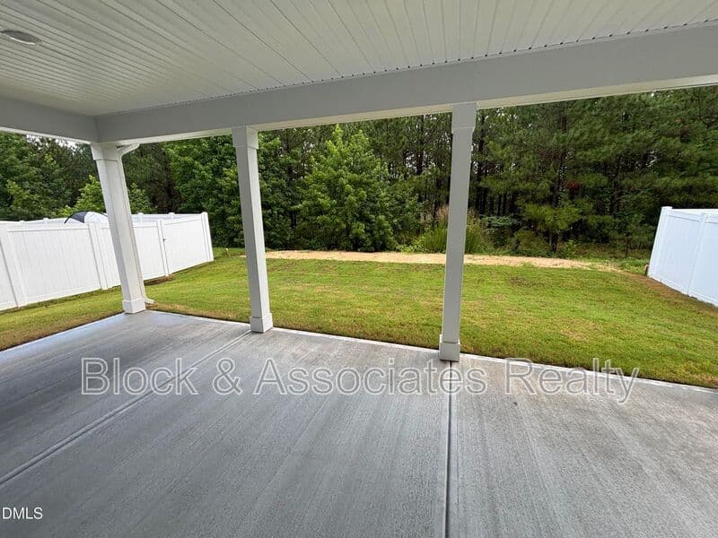 Raleigh House: 5128 Ranger Grove Way