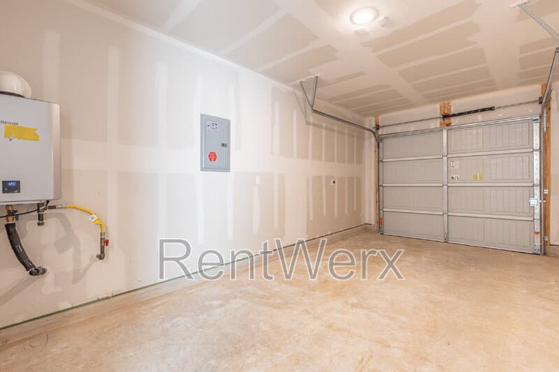 Elmendorf House: 6749 Marble Ridge