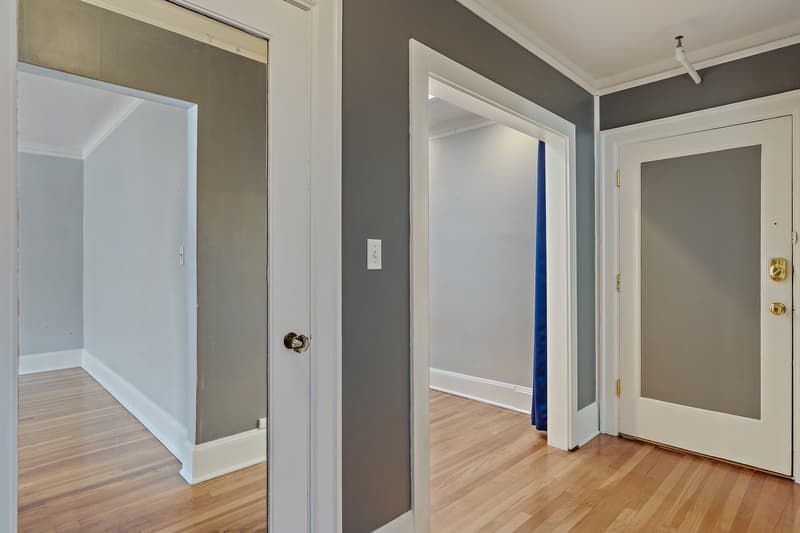 Seattle Condo: 321 Boylston Ave E
