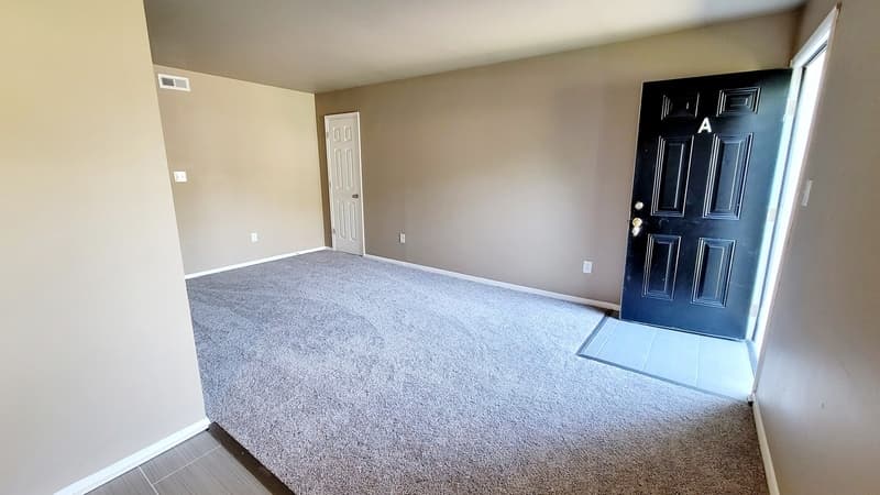 Henrico Condo: 1265 Nelson St