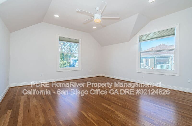 San Diego House: 2477 A St