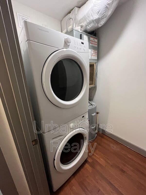 Richmond Condo: 1400 N Arthur Ashe Blvd
