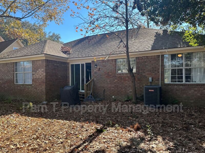 Savannah House: 110 Bobstay Ct