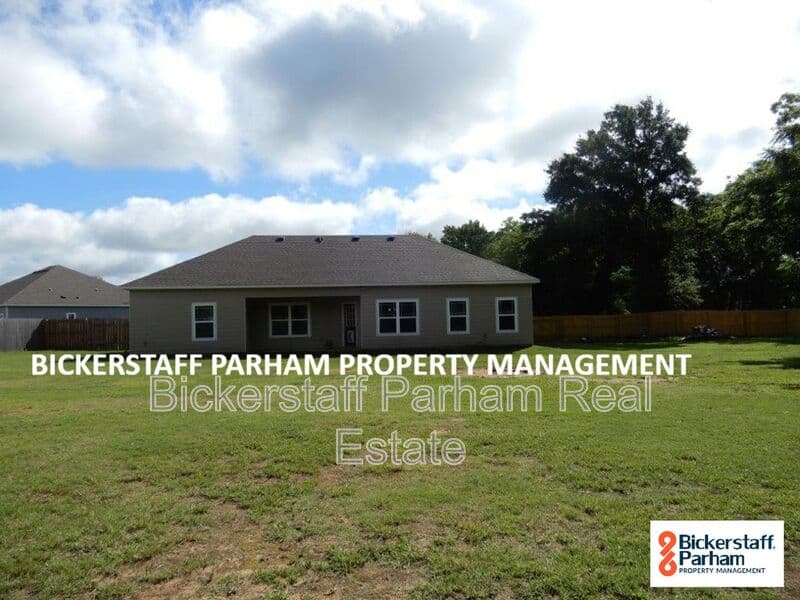 Fort Mitchell House: 22 Eagle Nest Drive