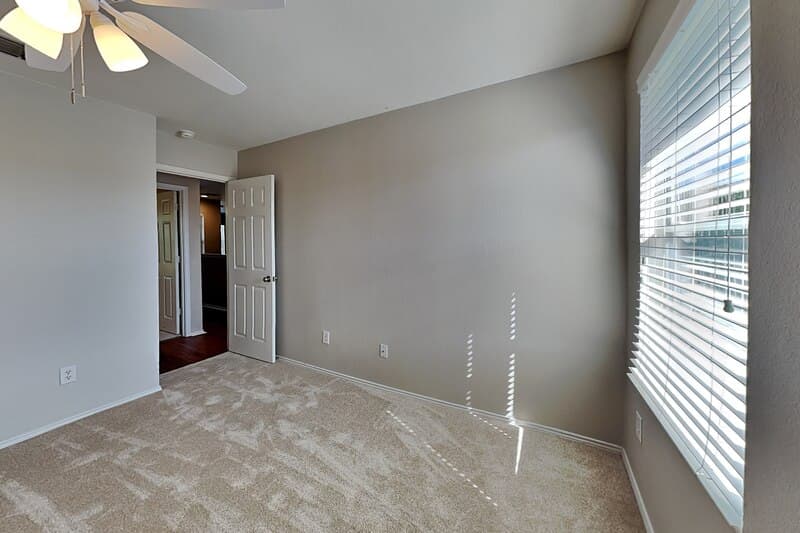 Princeton House: 1117 Caroline Dr