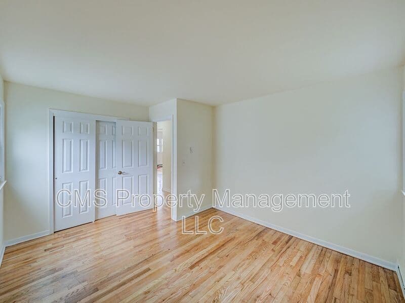 Vauxhall Condo: 287 Montclair Avenue