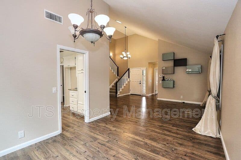 Gold River House: 2173 Roaring Camp Drive