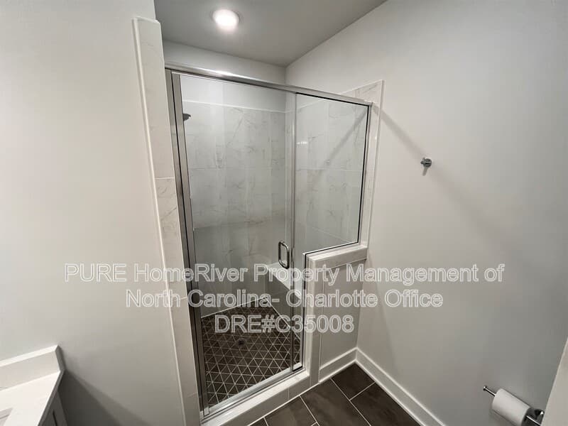 Charlotte House: 611 W Tremont Ave