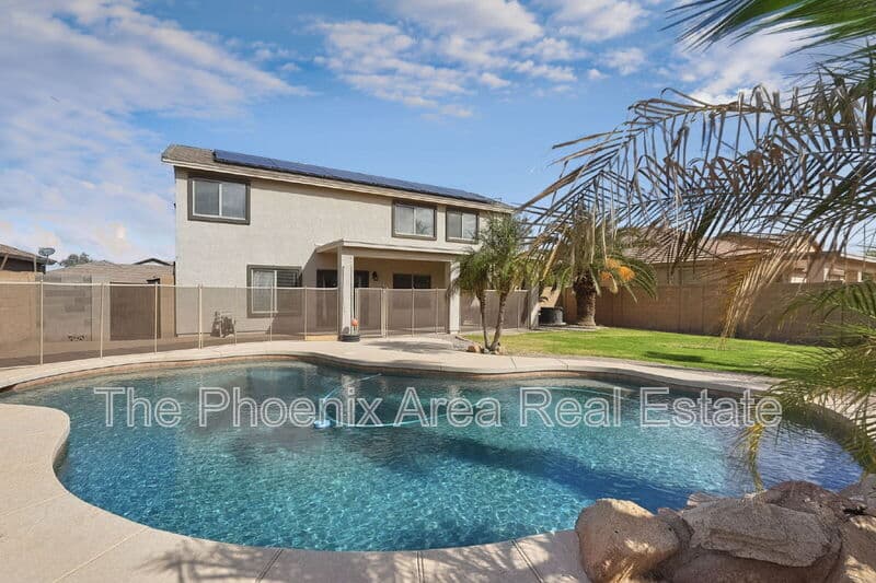 San Tan Valley House: 2669 W Quick Draw Way