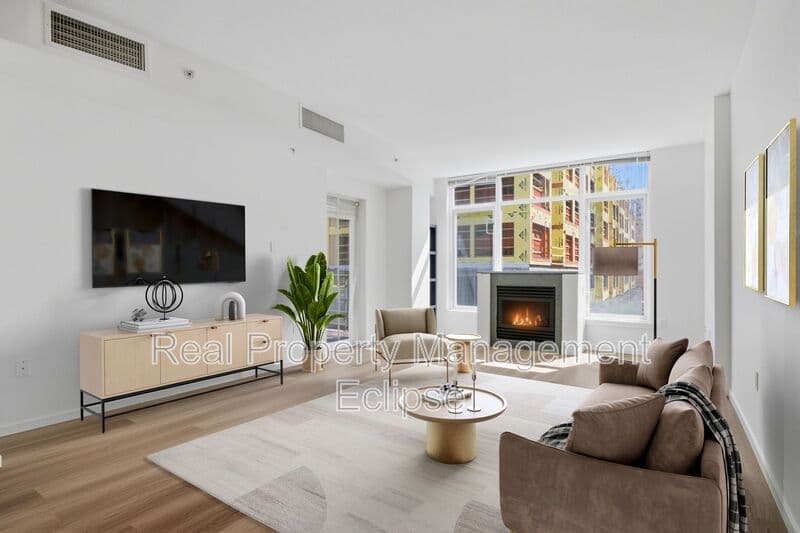 Bellevue Condo: 1188 106th Ave NE