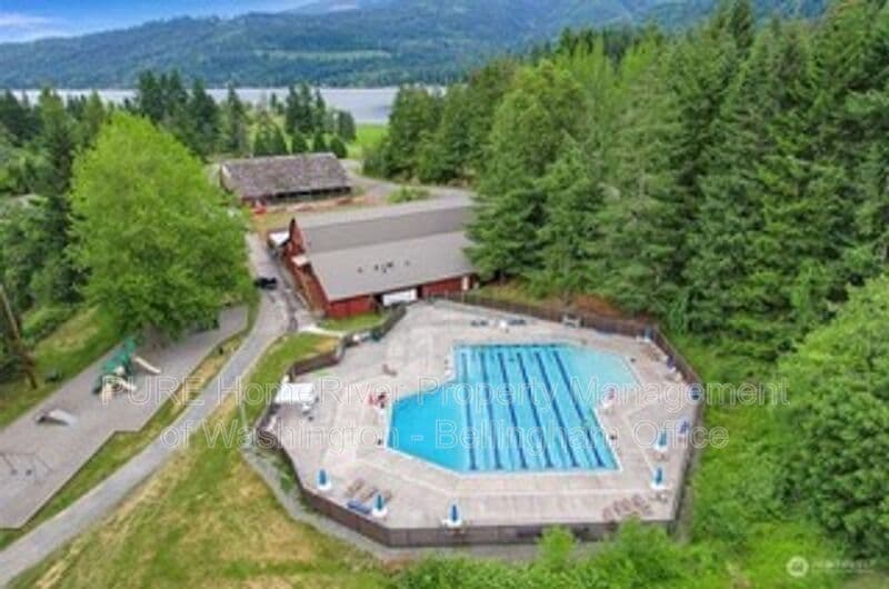 Bellingham Condo: 2 Marigold Dr