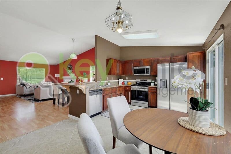Antelope House: 8645 Meandering Way