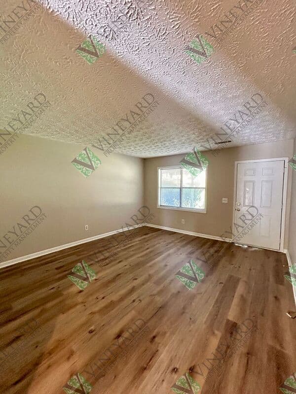 Marietta Condo: 166 Kimberly Way SW