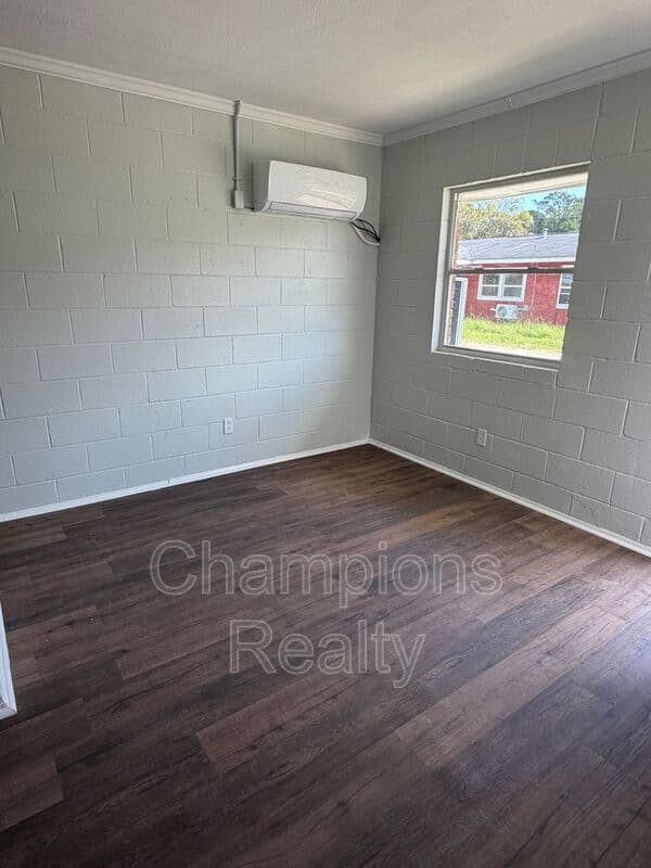 Columbus Condo: 3406 Terminal Court