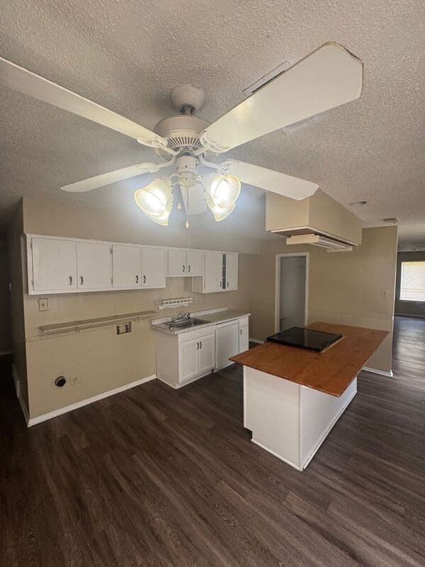 Memphis House: 2835 Toehill Cv