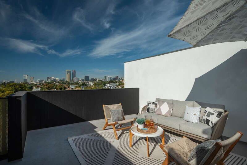 San Diego Condo: 2664 L Street