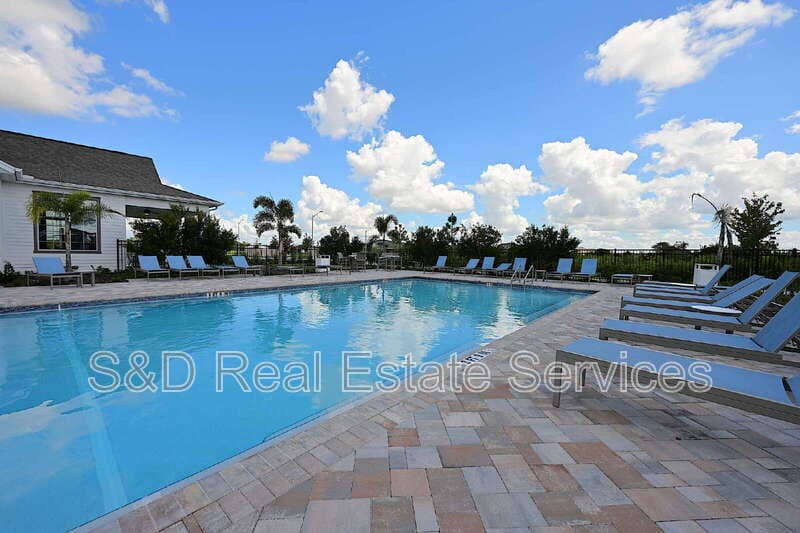 Lakeland House: 5507 Freesia Dr