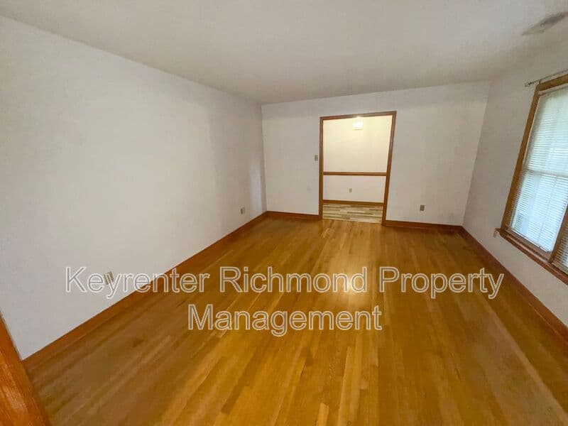Mechanicsville House: 8155 Bell Creek Road